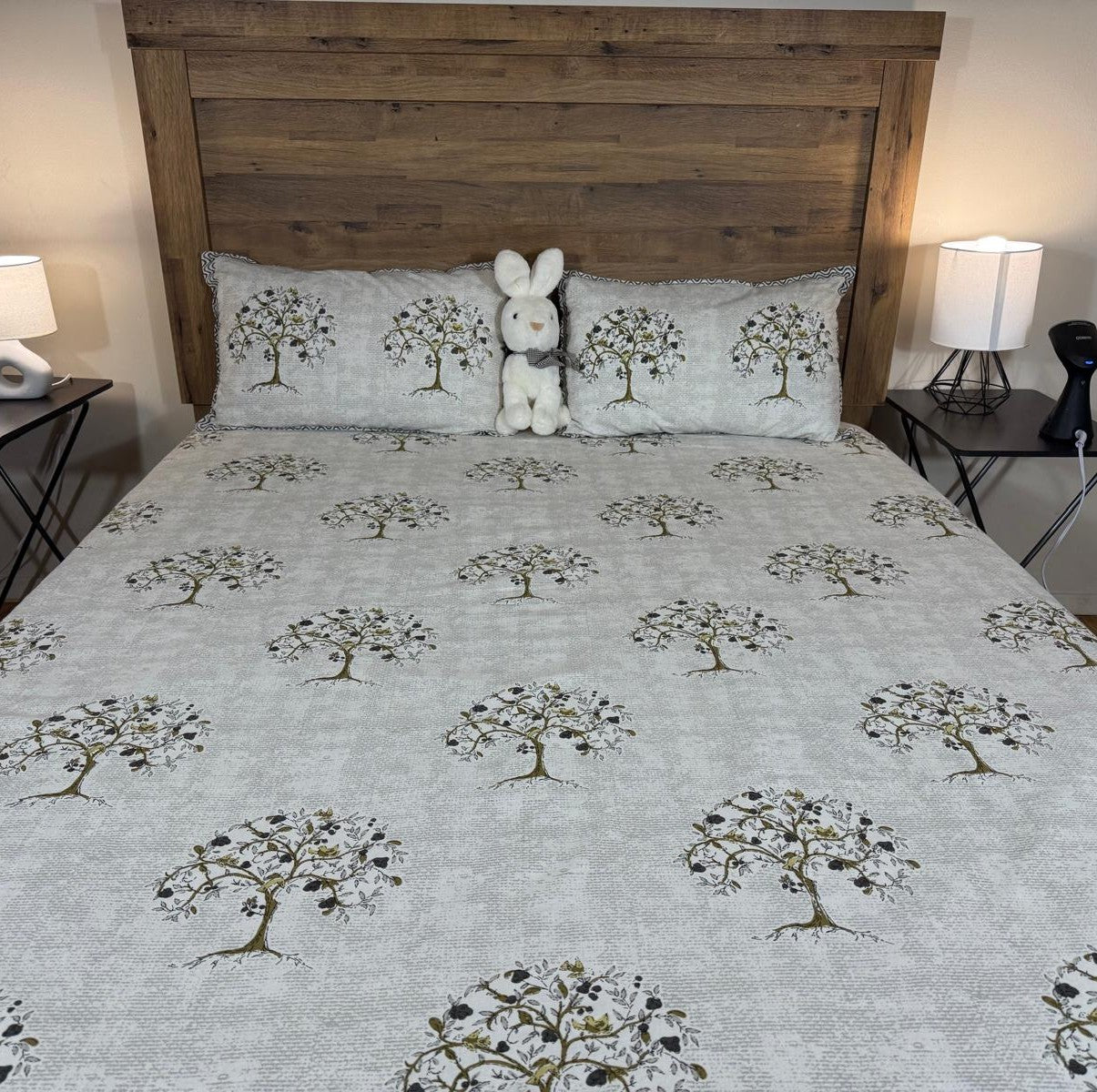 Jaipur Tree of Life Premium King Size Bedsheet Set (3 Pcs)